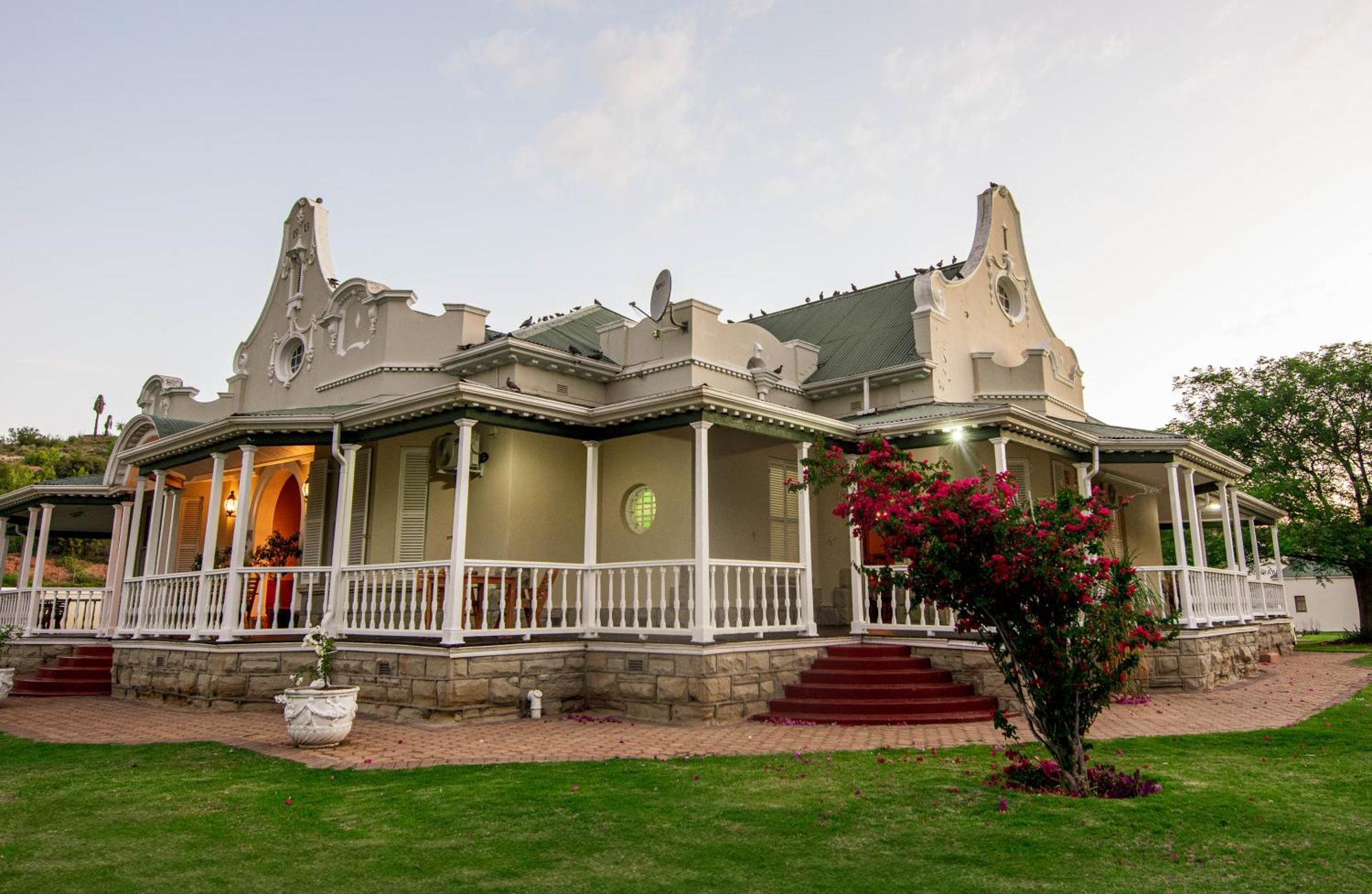 Bakenskraal Ostrich Palace 奥茨胡恩 外观 照片